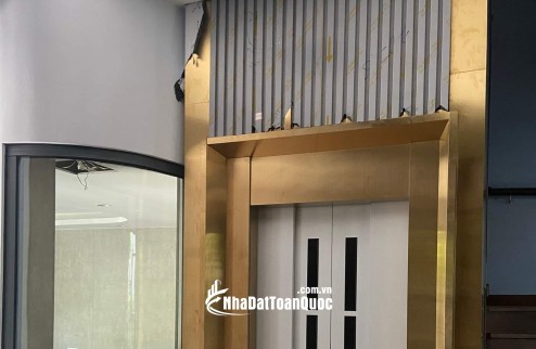 Cho thuê nhà mới, lô góc, thang máy,vỉa hè, 116m2- 4T, Hoàng Quốc Việt_44 Tr